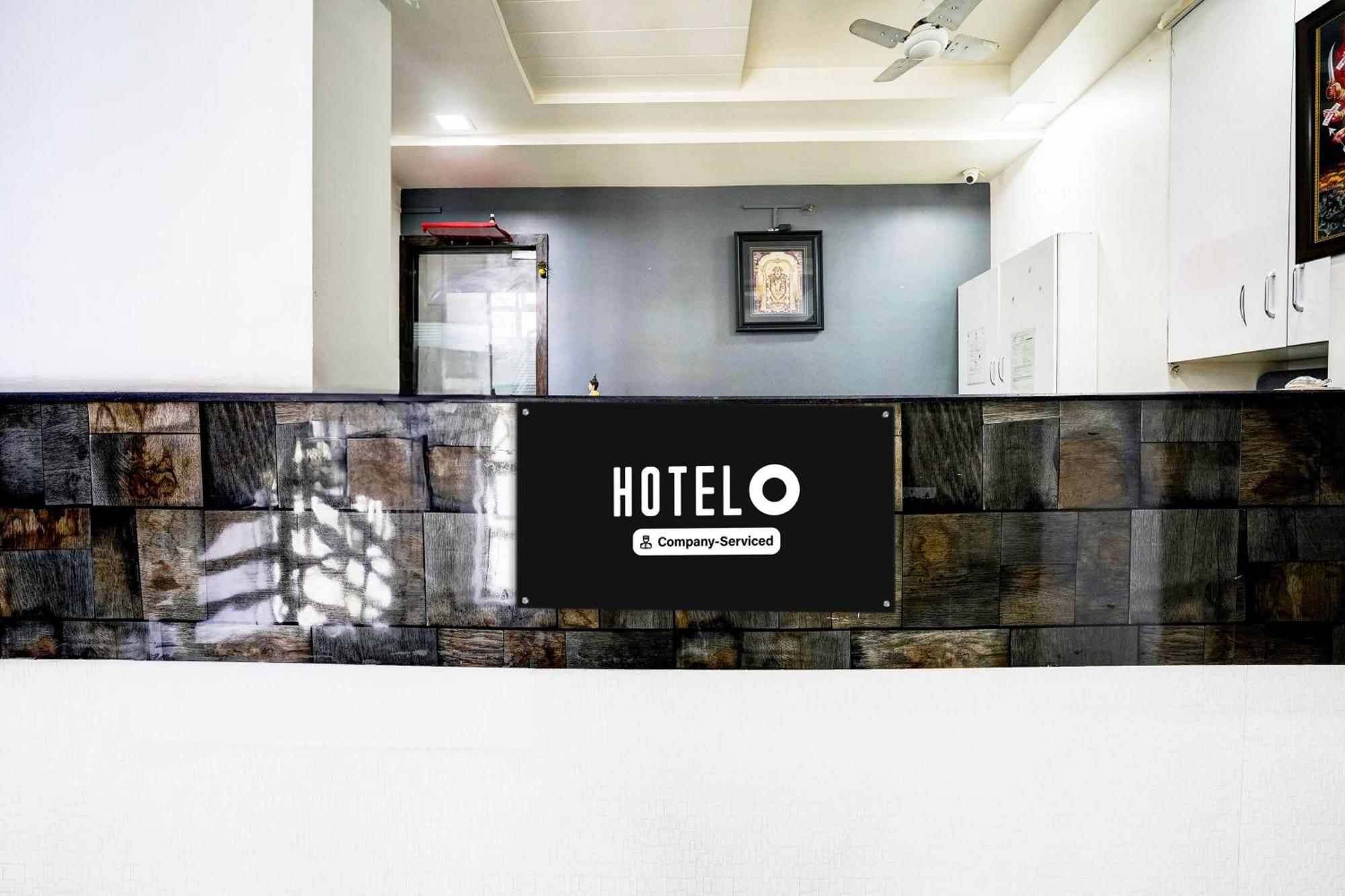 Super Hotel O Nashik Road Formerly The Address Hotel Dış mekan fotoğraf